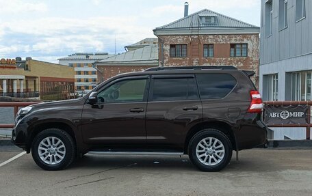Toyota Land Cruiser Prado 150 рестайлинг 2, 2017 год, 4 200 000 рублей, 8 фотография