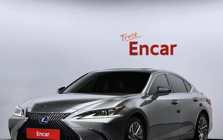 Lexus ES VII, 2021 год, 3 330 000 рублей, 1 фотография