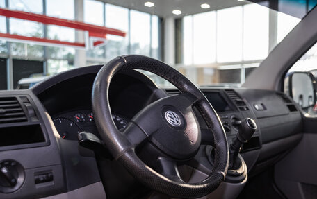 Volkswagen Transporter T5 рестайлинг, 2009 год, 1 100 000 рублей, 10 фотография
