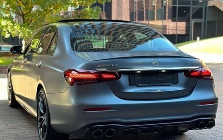 Mercedes-Benz E-Класс, 2023 год, 10 700 000 рублей, 5 фотография