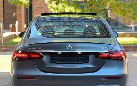 Mercedes-Benz E-Класс, 2023 год, 10 700 000 рублей, 6 фотография