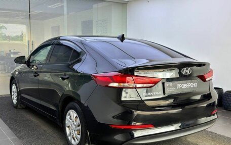 Hyundai Elantra VI рестайлинг, 2017 год, 1 299 000 рублей, 7 фотография