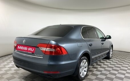 Skoda Superb III рестайлинг, 2014 год, 1 097 000 рублей, 5 фотография