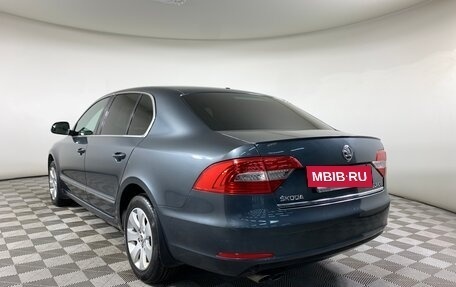 Skoda Superb III рестайлинг, 2014 год, 1 097 000 рублей, 8 фотография