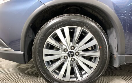 Mitsubishi Outlander III рестайлинг 3, 2020 год, 2 494 000 рублей, 9 фотография