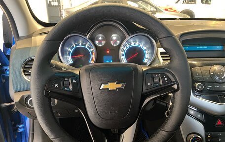 Chevrolet Cruze II, 2011 год, 775 000 рублей, 12 фотография