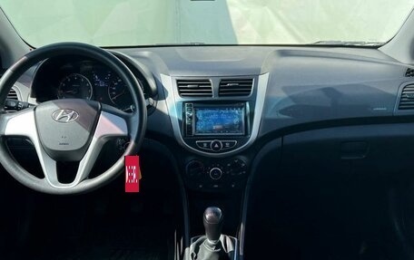 Hyundai Solaris II рестайлинг, 2012 год, 860 000 рублей, 13 фотография