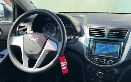 Hyundai Solaris II рестайлинг, 2012 год, 860 000 рублей, 14 фотография