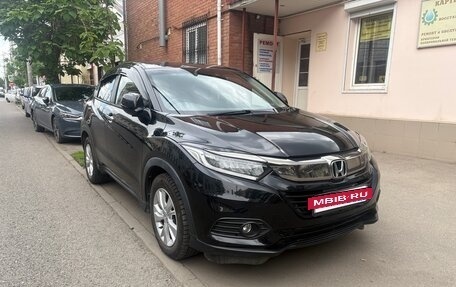 Honda Vezel, 2020 год, 2 500 000 рублей, 2 фотография
