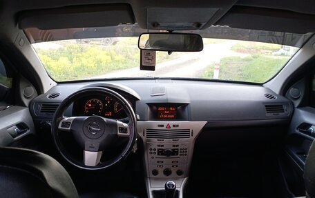 Opel Astra H, 2008 год, 375 000 рублей, 11 фотография