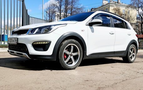 KIA Rio IV, 2018 год, 1 388 000 рублей, 8 фотография