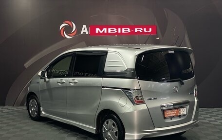Honda Freed I, 2013 год, 950 000 рублей, 8 фотография