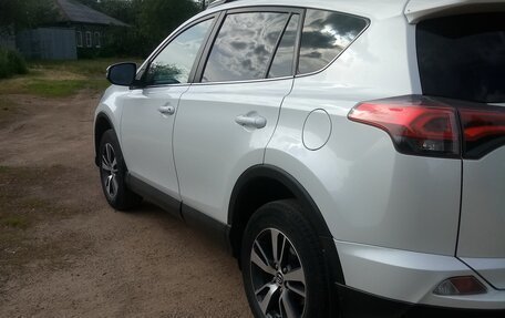 Toyota RAV4, 2018 год, 2 560 000 рублей, 3 фотография