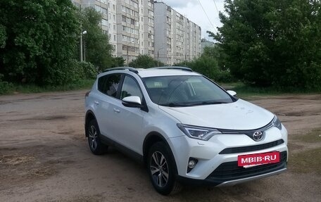 Toyota RAV4, 2018 год, 2 560 000 рублей, 7 фотография