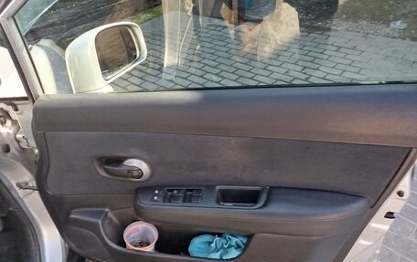 Nissan Tiida, 2010 год, 580 000 рублей, 16 фотография