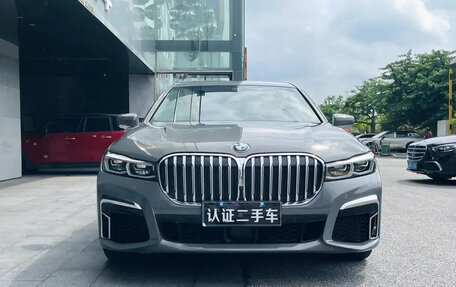 BMW 7 серия, 2021 год, 4 750 000 рублей, 2 фотография