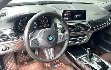 BMW 7 серия, 2021 год, 4 750 000 рублей, 12 фотография