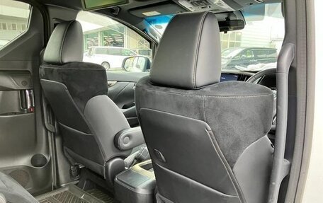 Toyota Alphard III, 2021 год, 3 120 000 рублей, 25 фотография