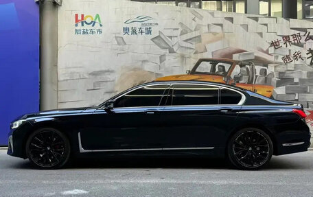 BMW 7 серия, 2021 год, 6 900 000 рублей, 3 фотография