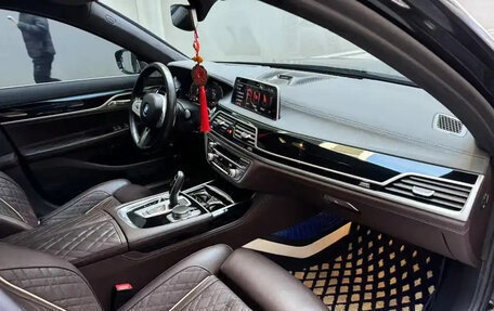 BMW 7 серия, 2021 год, 6 900 000 рублей, 6 фотография