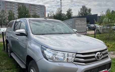 Toyota Hilux VIII, 2017 год, 1 770 000 рублей, 5 фотография
