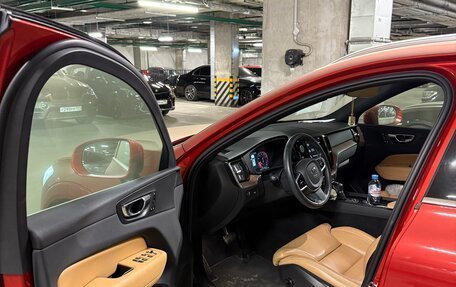 Volvo XC60 II, 2019 год, 3 600 000 рублей, 10 фотография