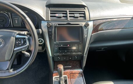 Toyota Camry, 2016 год, 2 350 000 рублей, 7 фотография