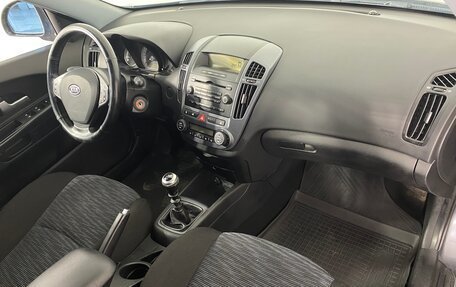 KIA cee'd I рестайлинг, 2009 год, 679 000 рублей, 13 фотография
