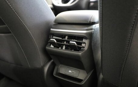 Geely Emgrand, 2024 год, 2 243 990 рублей, 15 фотография