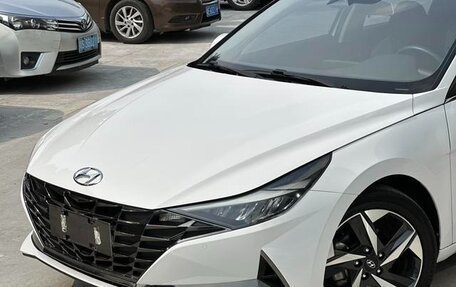 Hyundai Elantra, 2021 год, 1 030 000 рублей, 2 фотография