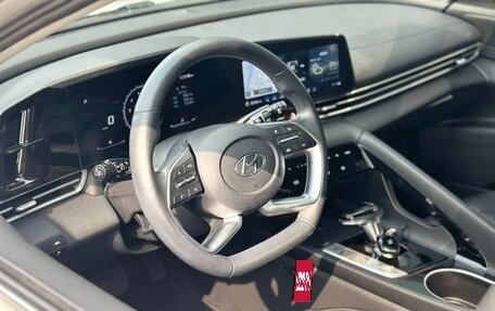 Hyundai Elantra, 2021 год, 1 030 000 рублей, 4 фотография