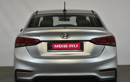 Hyundai Solaris II рестайлинг, 2017 год, 879 000 рублей, 5 фотография