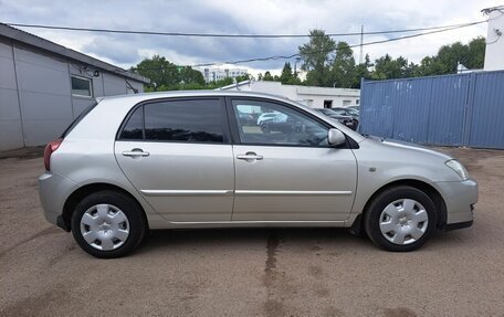 Toyota Corolla, 2005 год, 650 000 рублей, 4 фотография