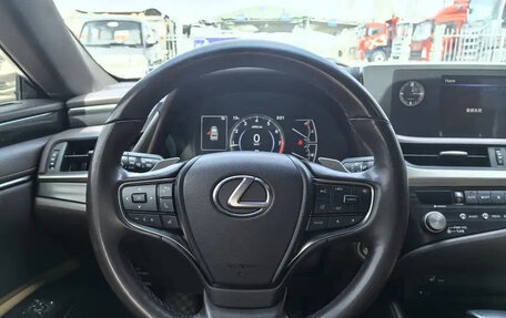 Lexus ES VII, 2021 год, 2 740 000 рублей, 14 фотография