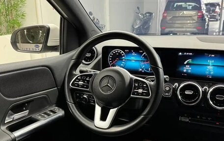 Mercedes-Benz B-Класс, 2020 год, 1 860 000 рублей, 10 фотография