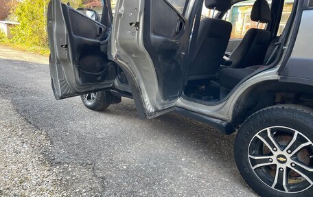 Chevrolet Niva I рестайлинг, 2012 год, 420 000 рублей, 7 фотография