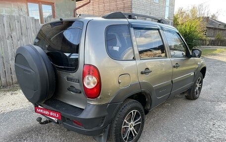 Chevrolet Niva I рестайлинг, 2012 год, 420 000 рублей, 4 фотография