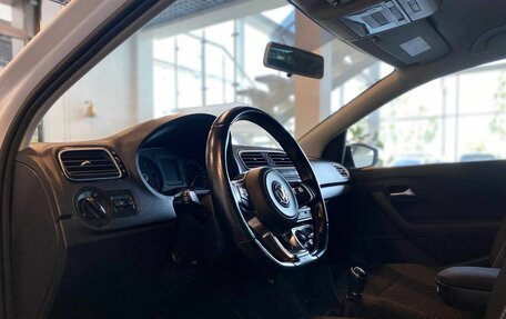 Volkswagen Polo VI (EU Market), 2018 год, 1 270 000 рублей, 23 фотография