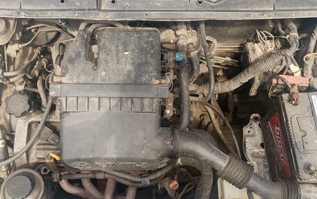 Toyota Platz, 2000 год, 265 000 рублей, 6 фотография