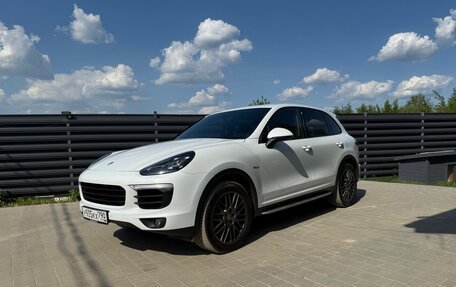 Porsche Cayenne III, 2015 год, 4 999 999 рублей, 2 фотография
