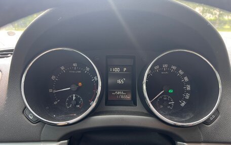 Skoda Yeti I рестайлинг, 2012 год, 1 250 000 рублей, 19 фотография