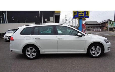 Volkswagen Golf VII, 2018 год, 1 075 000 рублей, 9 фотография