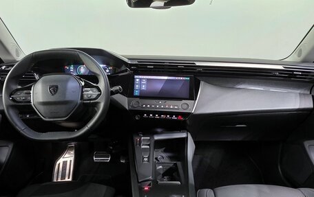 Peugeot 308, 2023 год, 2 800 000 рублей, 7 фотография