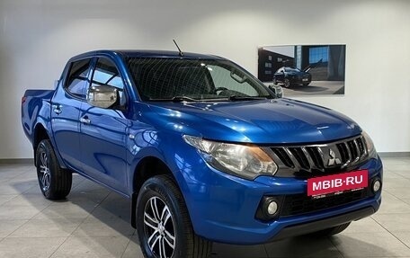Mitsubishi L200 IV рестайлинг, 2018 год, 2 079 000 рублей, 3 фотография
