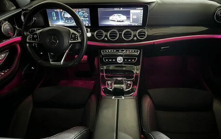 Mercedes-Benz E-Класс, 2016 год, 3 577 000 рублей, 10 фотография
