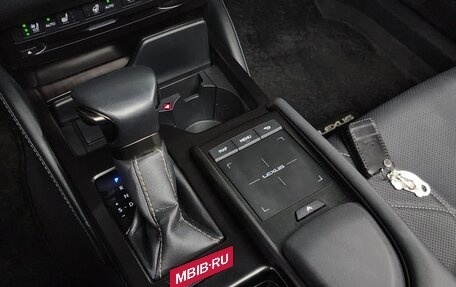 Lexus ES VII, 2021 год, 3 330 000 рублей, 6 фотография