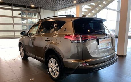 Toyota RAV4, 2019 год, 2 995 000 рублей, 5 фотография