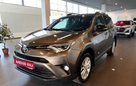Toyota RAV4, 2019 год, 2 995 000 рублей, 7 фотография