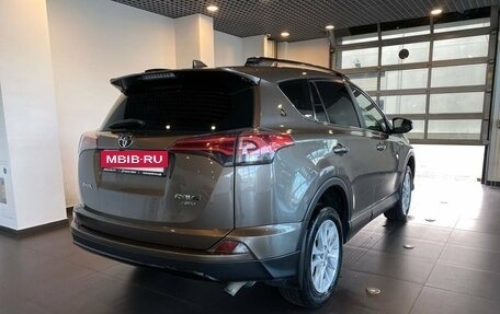 Toyota RAV4, 2019 год, 2 995 000 рублей, 3 фотография