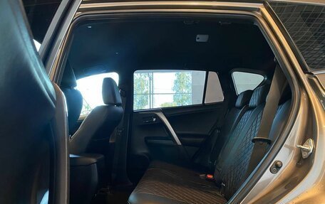 Toyota RAV4, 2019 год, 2 995 000 рублей, 25 фотография